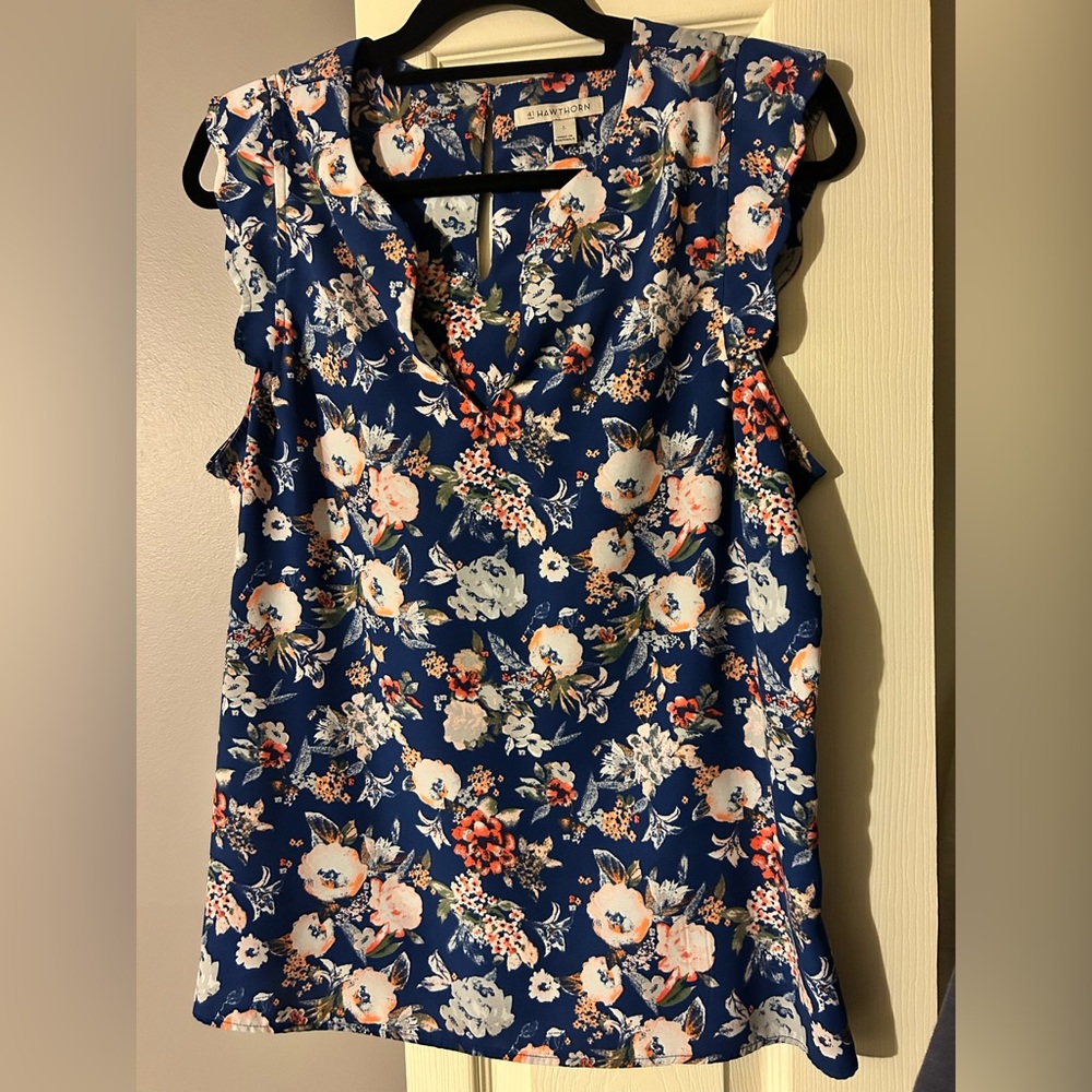 41 Hawthorne Floral Blouse